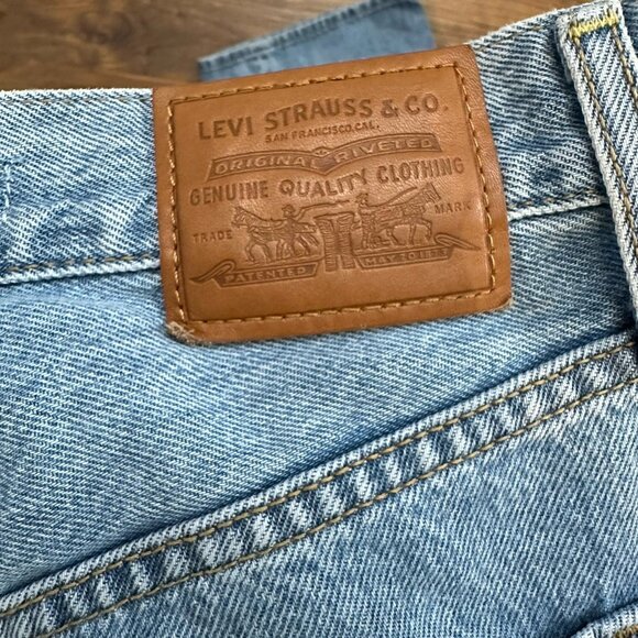 Levi's Ribcage Wide-Leg Premium Denim Jeans 25 - Picture 11 of 12